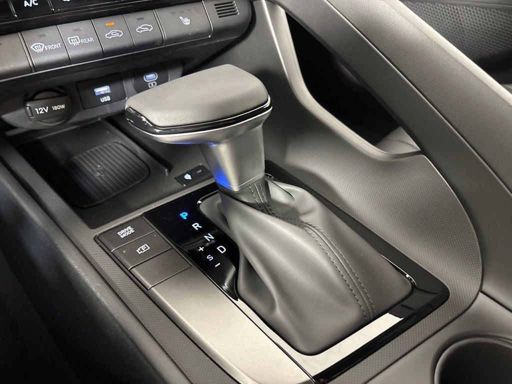 New 2026 Hyundai Elantra SEL Sport FWD image 29