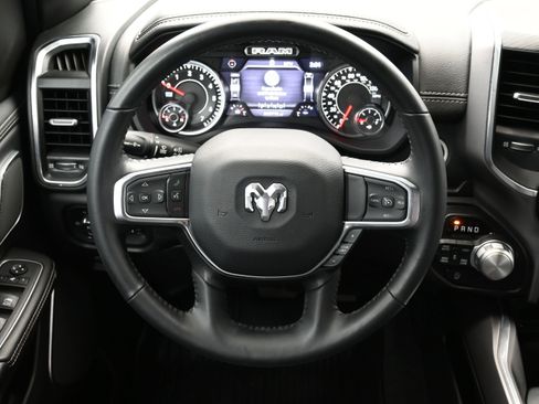 Used 2023 RAM 1500 Laramie AWD/4WD image 15