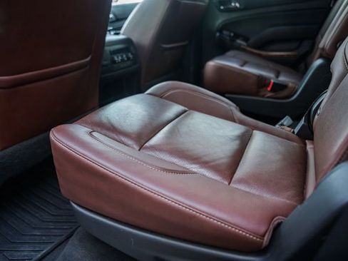 Used 2019 Chevrolet Tahoe Premier w/ Premier Plus Edition image 44