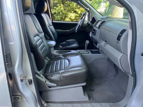 Used 2008 Nissan Frontier LE image 26