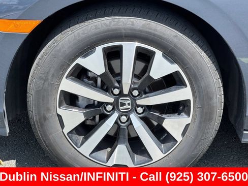 Used 2025 Honda Odyssey EX-L image 45