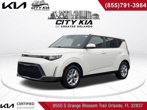 Certified 2025 Kia Soul LX w/ LX Technology Package FWD image 1