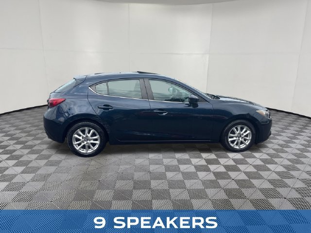 Used 2016 MAZDA MAZDA3 i Touring w/ Popular Equipment Package FWD image 7