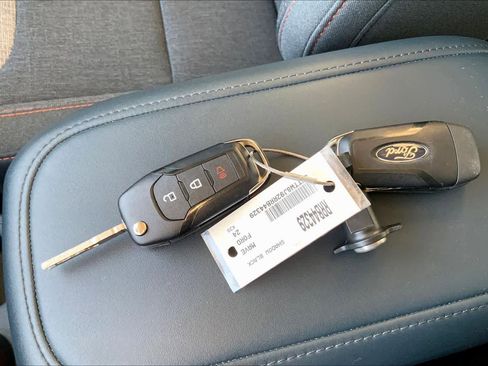 Certified 2024 Ford Maverick XLT w/ Equipment Group 300A Standard image 12