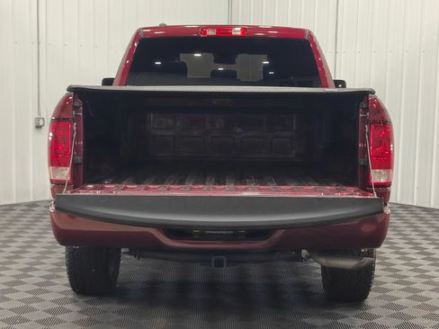 Used 2018 RAM 1500 Express w/ Express Value Package AWD/4WD image 18