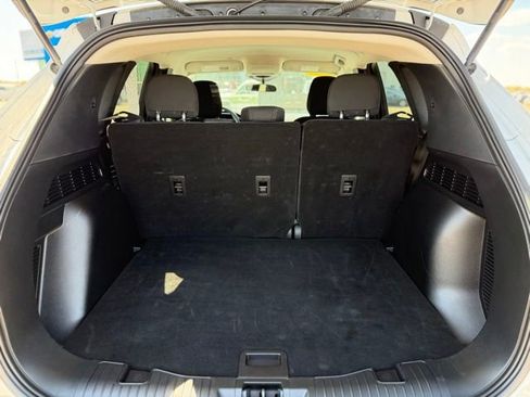 Used 2025 Ford Escape Active AWD/4WD image 15