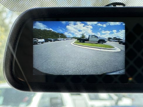 Used 2025 Chevrolet Express 2500 w/ Driver Convenience Package image 31