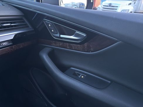 Used 2019 Audi Q7 3.0T Prestige image 17