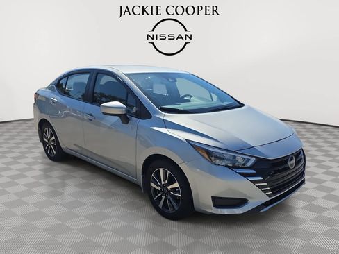 Certified 2025 Nissan Versa SV w/ Trunk Package FWD image 3