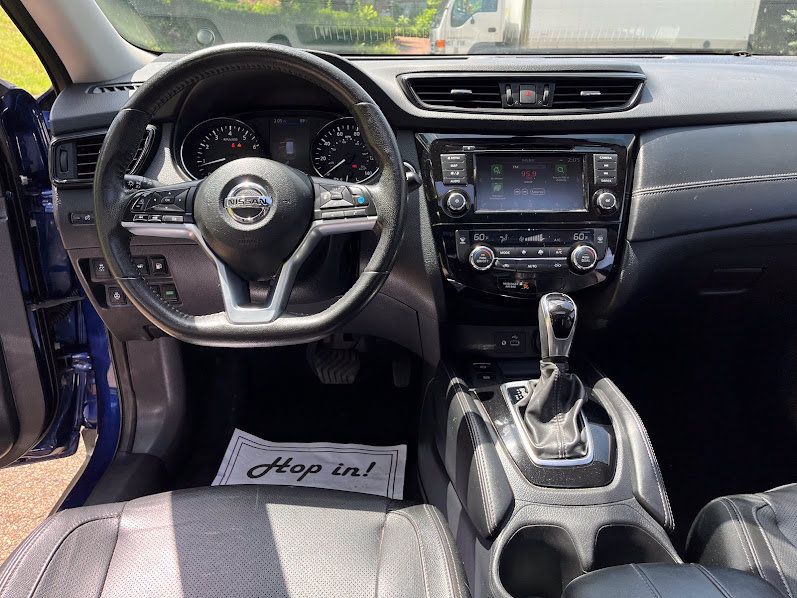 Used 2019 Nissan Rogue SL w/ Premium Package AWD/4WD image 17