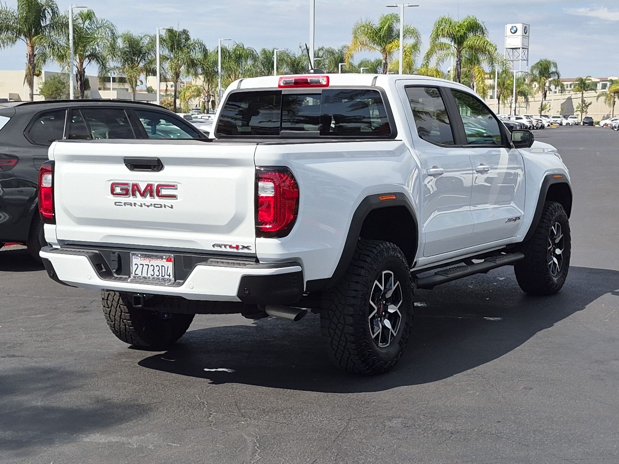 Used 2024 GMC Canyon AT4X AWD/4WD image 10