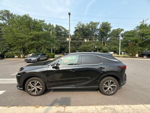 Used 2023 Lexus RX 350 Premium w/ Accessory Package AWD/4WD image 3