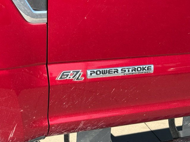 Used 2017 Ford F250 XLT w/ XLT Premium Package AWD/4WD image 6