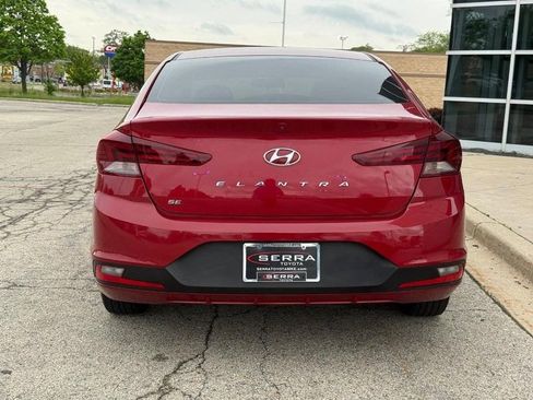 Used 2020 Hyundai Elantra SE FWD image 4