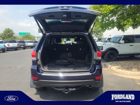 Used 2017 Jeep Grand Cherokee Limited AWD/4WD image 33