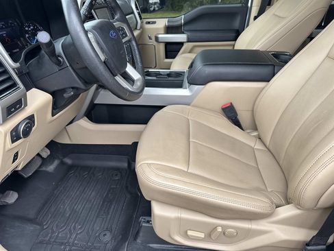 Used 2020 Ford F250 Lariat w/ Lariat Value Package image 12