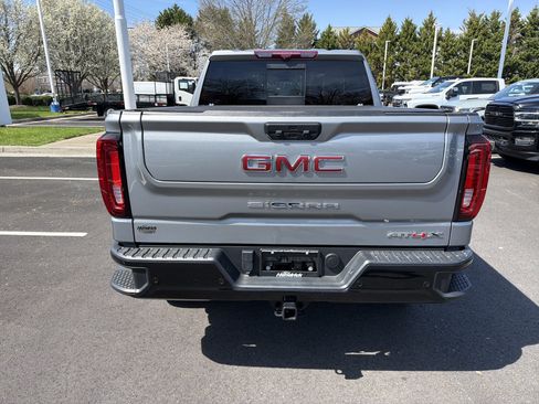 Used 2024 GMC Sierra 1500 AT4X AWD/4WD image 9