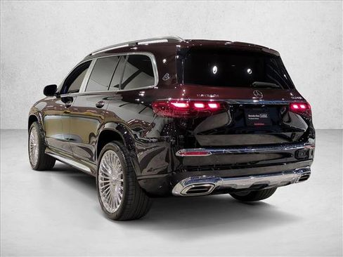 Certified 2024 Mercedes-Benz Maybach GLS 600 4MATIC image 8