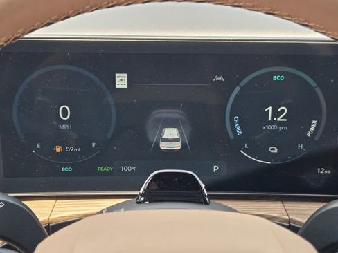 Used 2026 Hyundai Santa Fe Calligraphy image 10