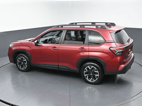 Used 2025 Subaru Forester Premium w/ Convenience Package #1 AWD/4WD image 42