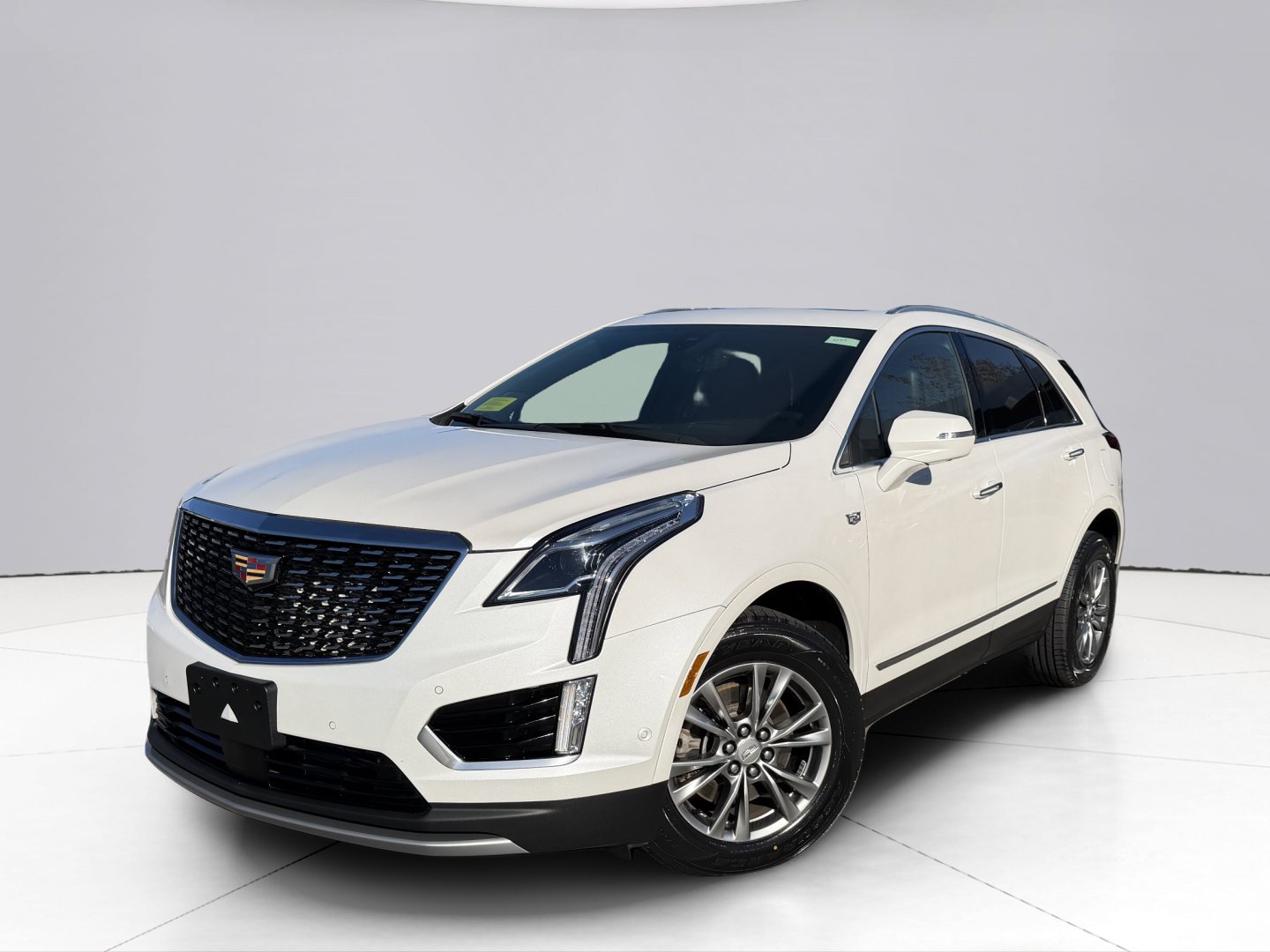 Used 2023 Cadillac XT5 Premium Luxury w/ Technology Package AWD/4WD image 1