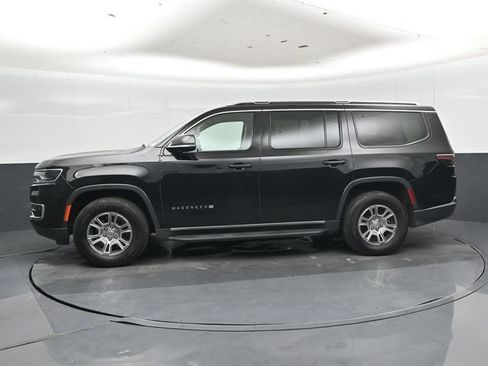 Used 2022 Jeep Wagoneer Series I AWD/4WD image 9