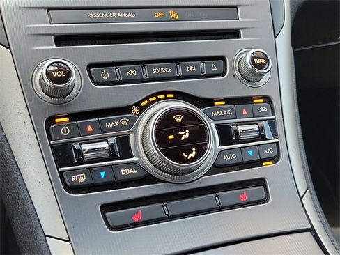 Used 2017 Lincoln MKZ Premiere image 23