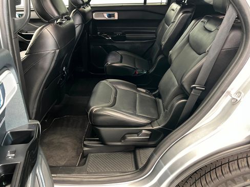 Used 2023 Ford Explorer ST w/ Equipment Group 401A AWD/4WD image 22