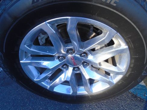 Used 2019 GMC Sierra 1500 SLT w/ SLT Premium Package image 15