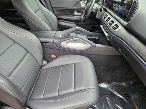 Certified 2025 Mercedes-Benz GLE 350 4MATIC image 6