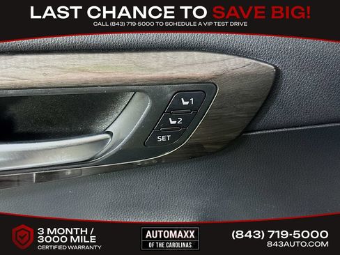 Used 2023 Toyota Highlander Limited FWD image 22