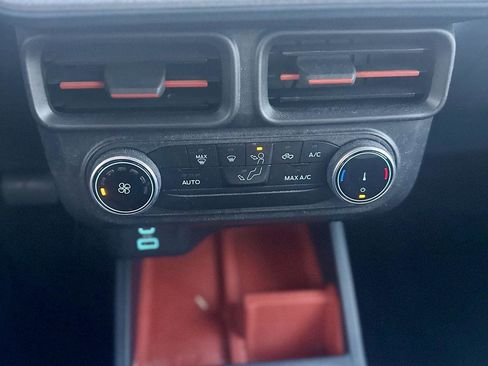 Used 2024 Ford Maverick XLT image 20