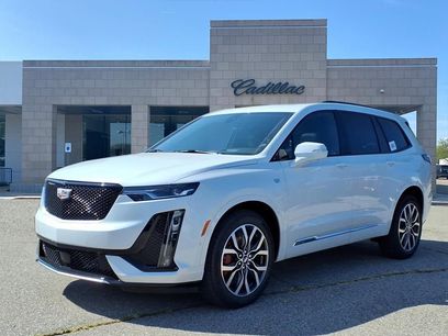 New 2025 Cadillac XT6 Sport w/ Technology Package