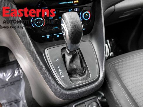 Used 2021 Ford Transit Connect XLT FWD image 13