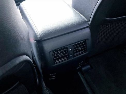 Used 2016 Toyota 4Runner 4WD image 10