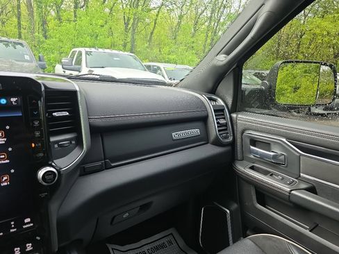 Used 2022 RAM 2500 Laramie w/ Night Edition AWD/4WD image 24
