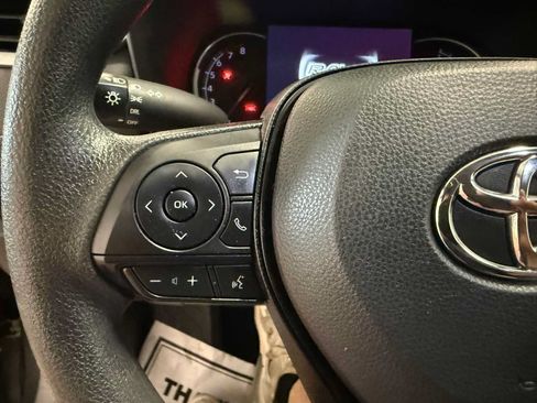 Used 2023 Toyota RAV4 LE FWD image 29