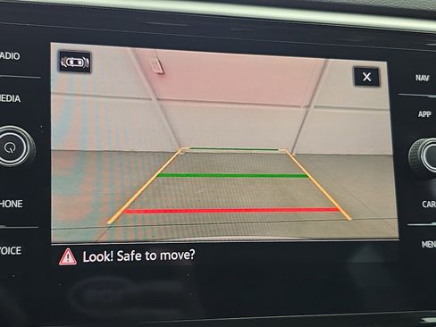 Certified 2023 Volkswagen Atlas SEL Premium image 24