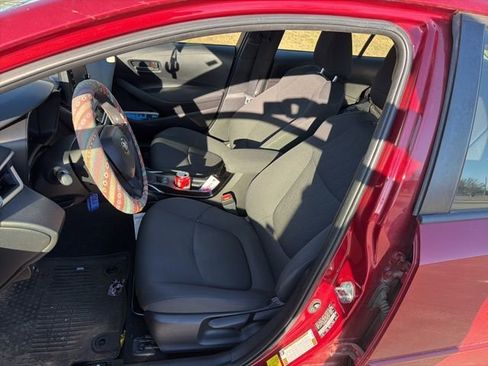 Used 2022 Toyota Corolla LE image 6