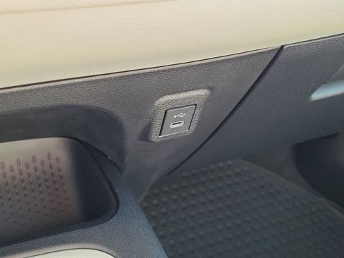 Used 2026 Toyota Corolla LE FWD image 25