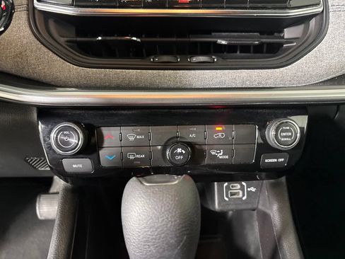 Used 2023 Jeep Compass Sport AWD/4WD image 18