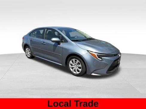 Used 2023 Toyota Corolla LE AWD/4WD image 10