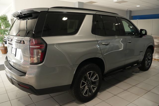 Used 2024 Chevrolet Tahoe Z71 w/ Luxury Package AWD/4WD image 8