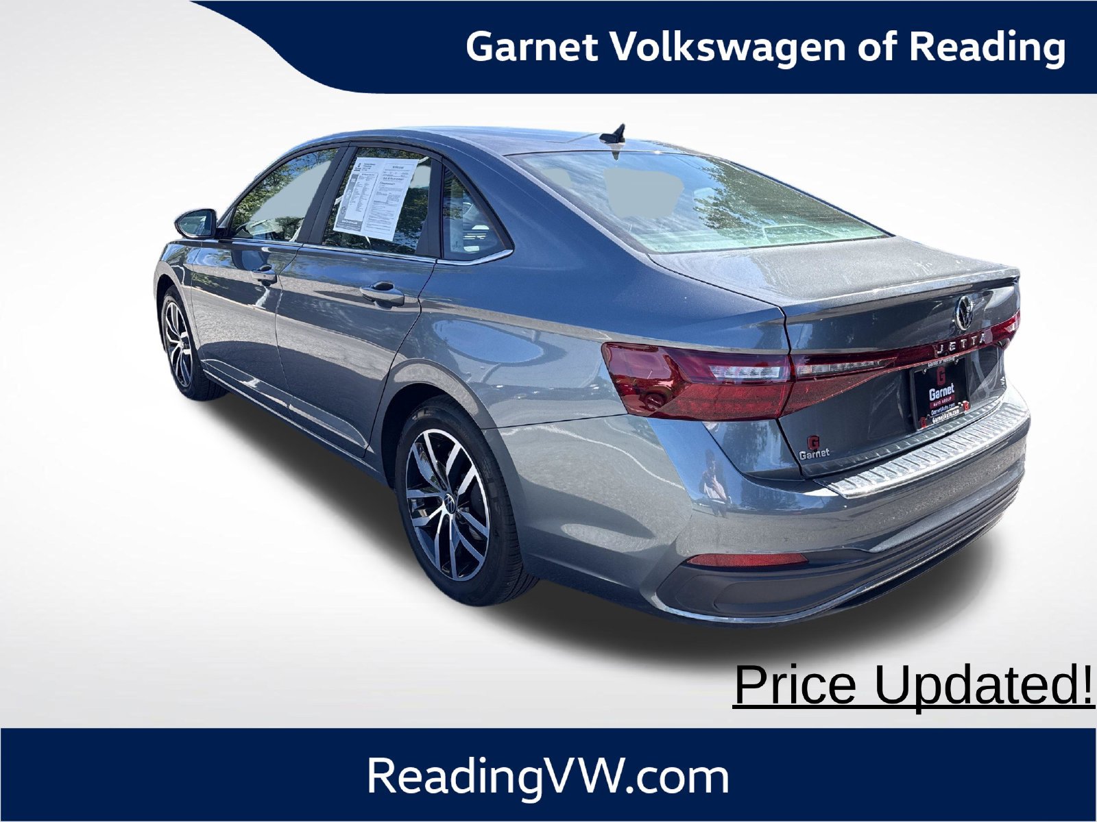 Certified 2025 Volkswagen Jetta SE FWD image 3