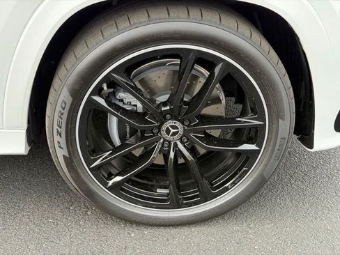 New 2026 Mercedes-Benz GLS 450 4MATIC image 29