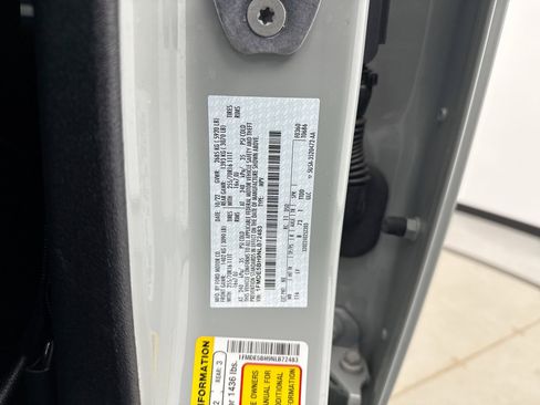 Used 2022 Ford Bronco BASE image 19