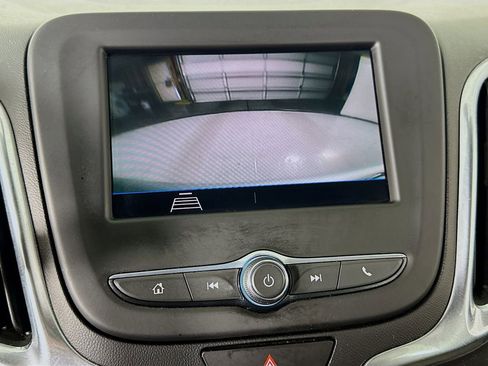 Used 2021 Chevrolet Equinox LT FWD image 31