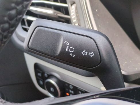 Used 2024 Ford Escape SE image 26