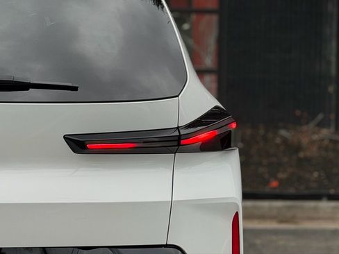 Used 2023 BMW XM image 17