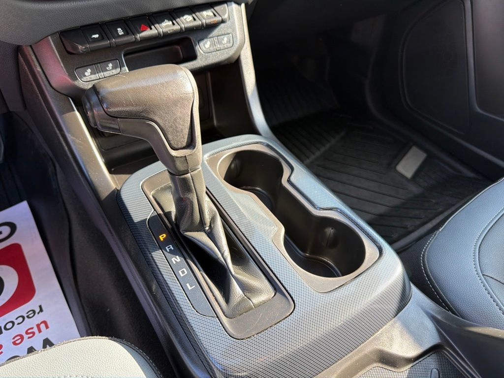 Used 2019 Chevrolet Colorado Z71 AWD/4WD image 27